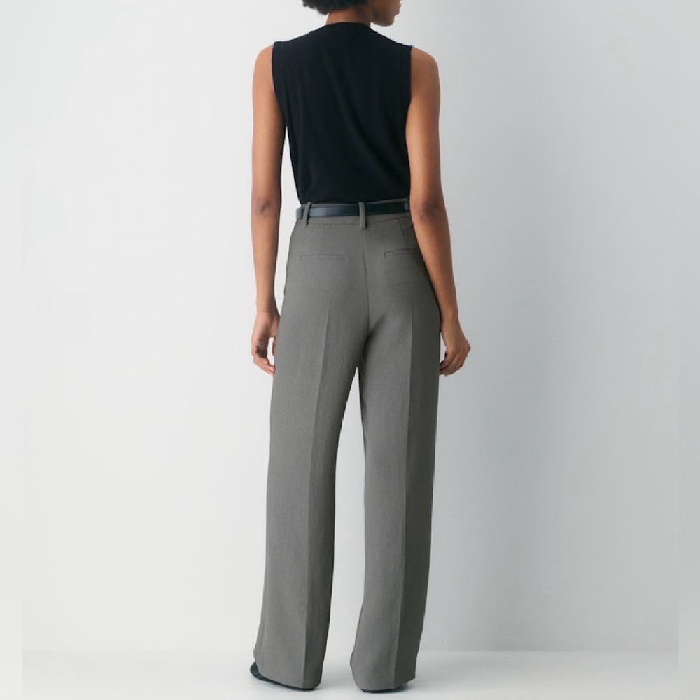 Aritzia High-Waist Wide-Leg Trousers in Tan - Picture 4 of 8